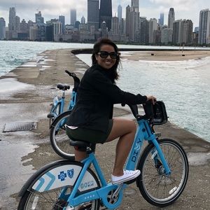 Meet your Posher, Yohena